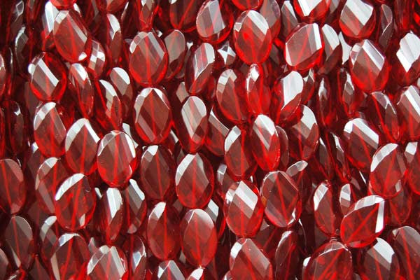 Ruby Quartz Glass Beads - Twisted Faceted Flat Oval - 20x30mm - 16-inch - unbranded beads for jewelry making